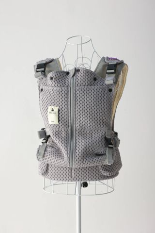 べべスワン ベスト抱っこ紐