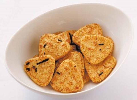 メイシーちゃん(TM)のおきにいり　さんかくおむすびのおせんべい35G